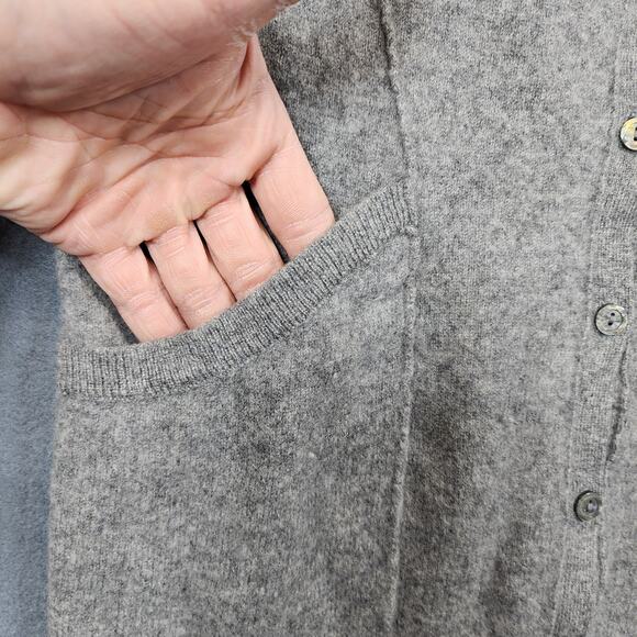 Max Studio Womens Cardigan Sweater Medium Grey 2 Ply Cashmere Pockets Classic - Picture 6 of 11